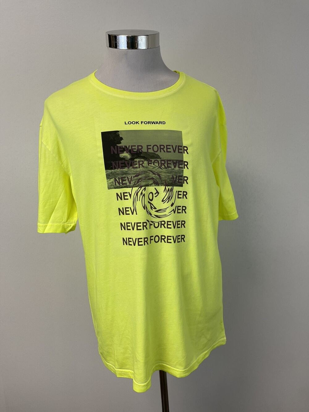 Corella Shirt Mens Small Tee Never Forever Look Forward Green Cotton N46